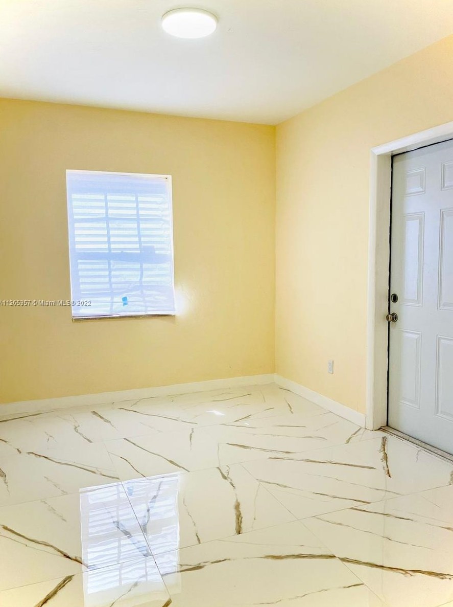 1655 175th St, Miami FL  33162-1442 exterior