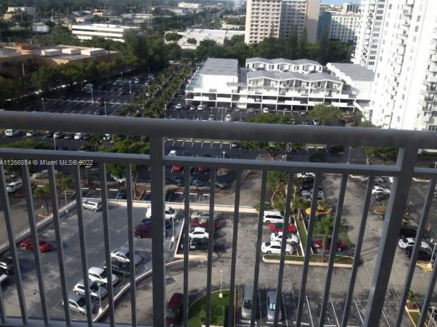 18011 Biscayne Blvd, Miami FL  33160-2598 exterior