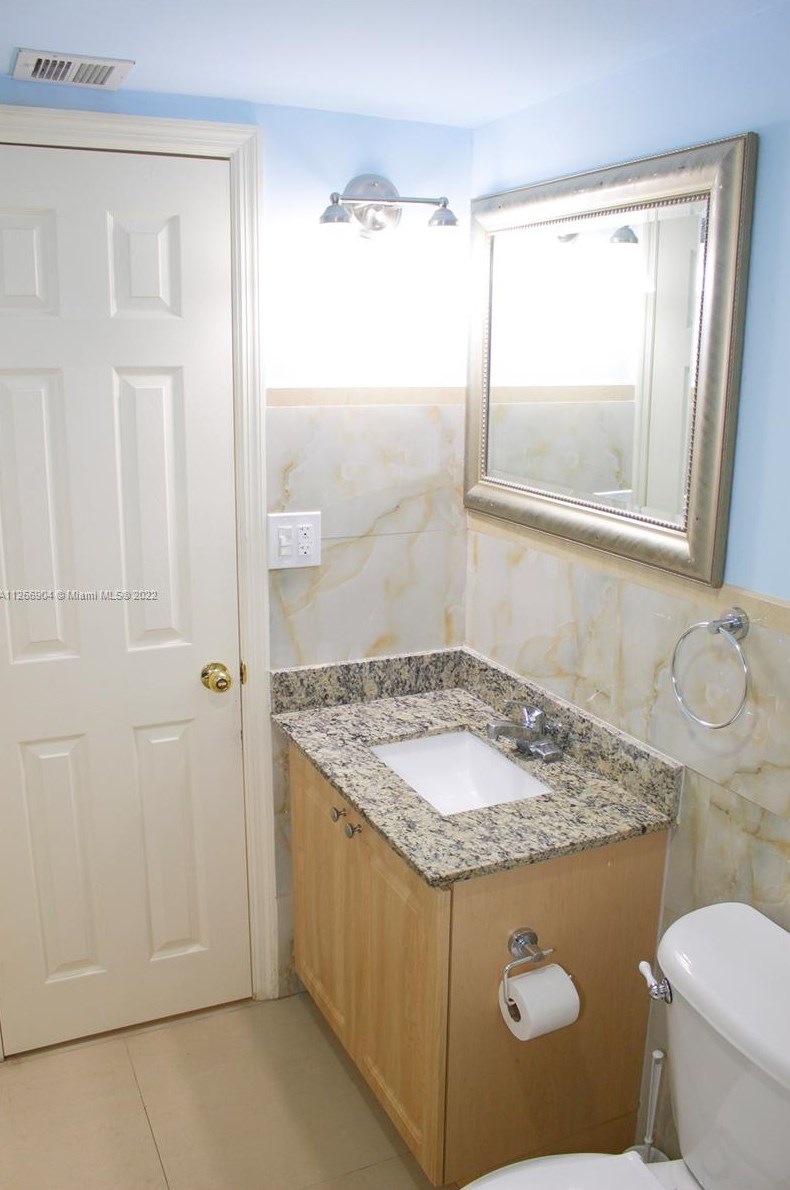 2141 49 St, Miami FL 33142-4069 exterior