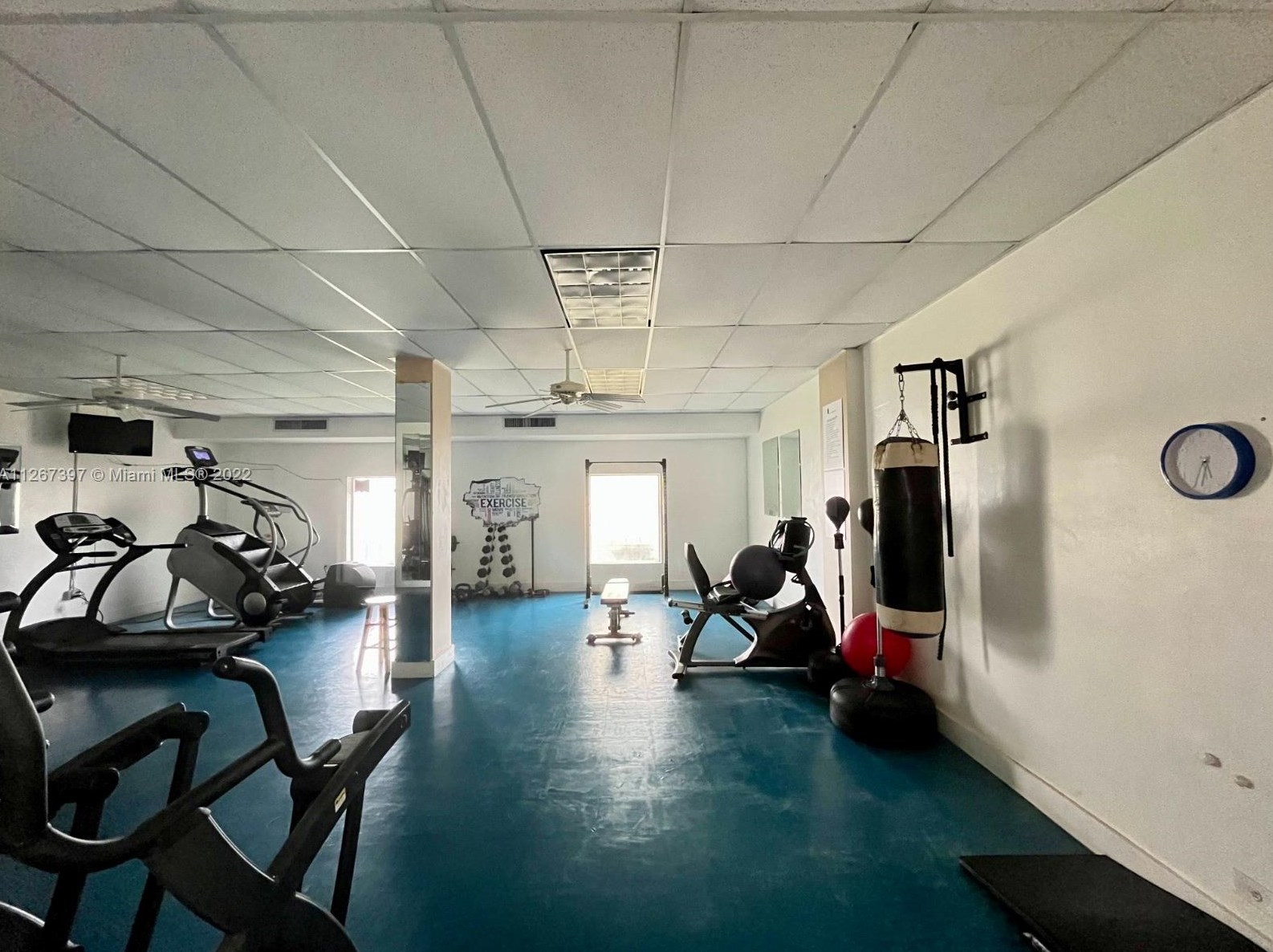 1001 91st St, Miami FL 33154-2797 exterior