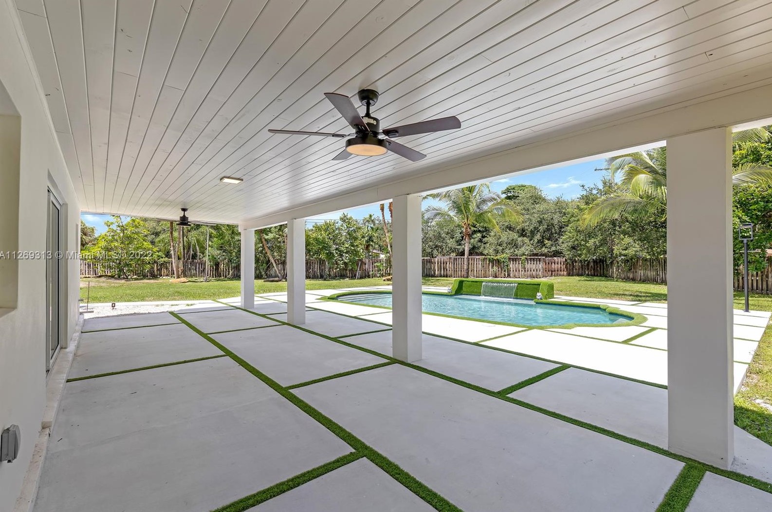 9875 138th St, Miami FL  33176-6725 exterior