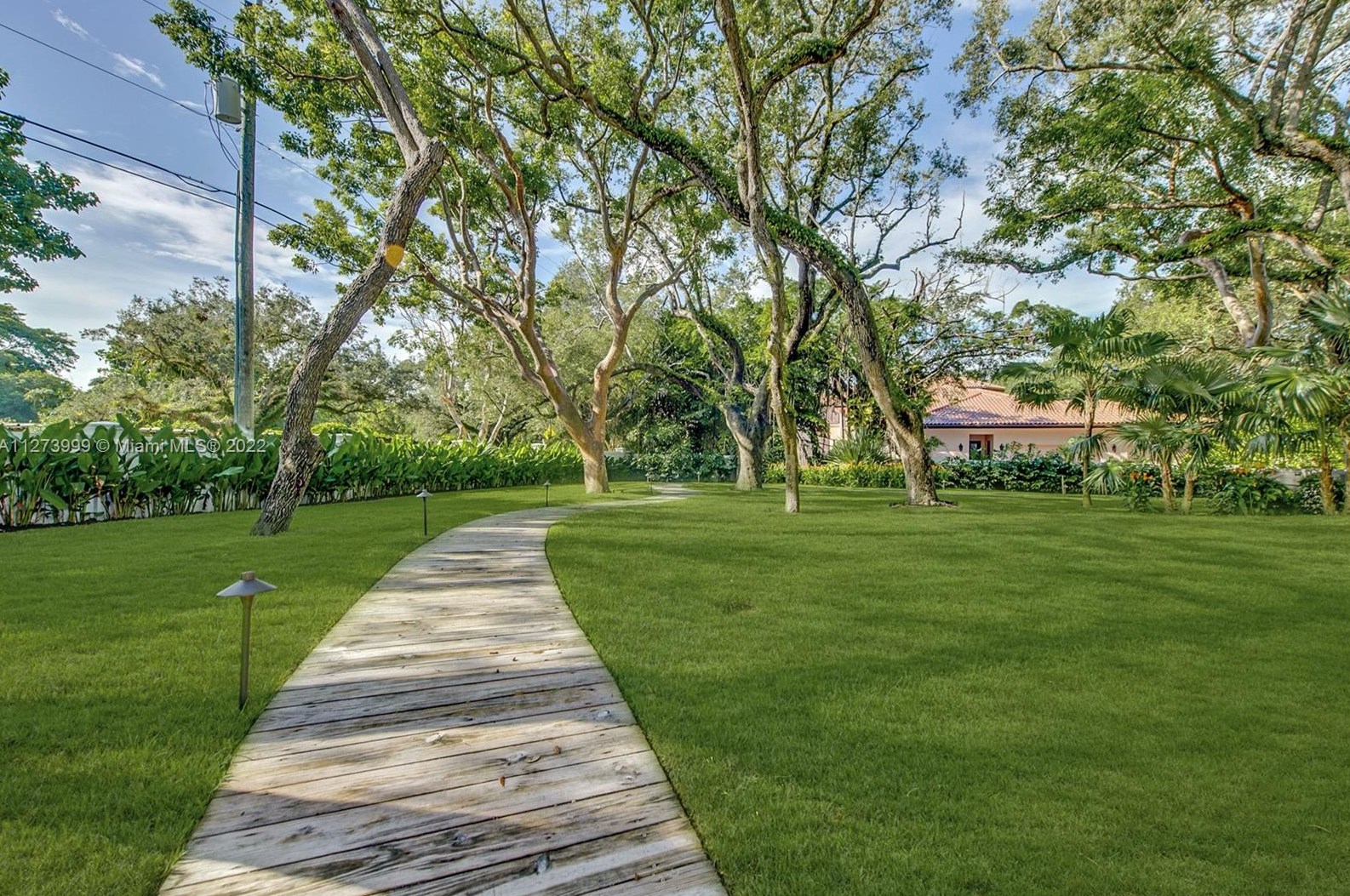 9990 Old Cutler Rd, Miami FL 33170-6550 exterior