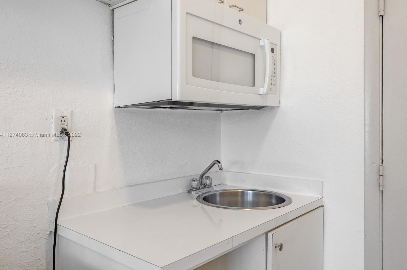 763 Pennsylvania Ave, Miami FL 33139-4005 exterior