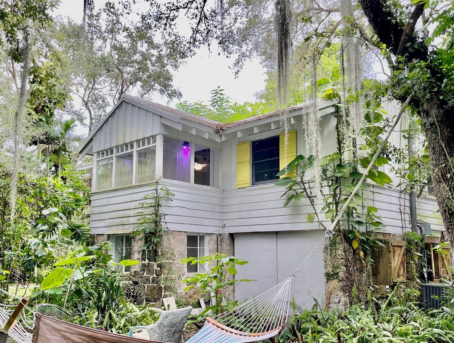 10005 Snapper Creek Dr, Miami FL  33156-3162 exterior