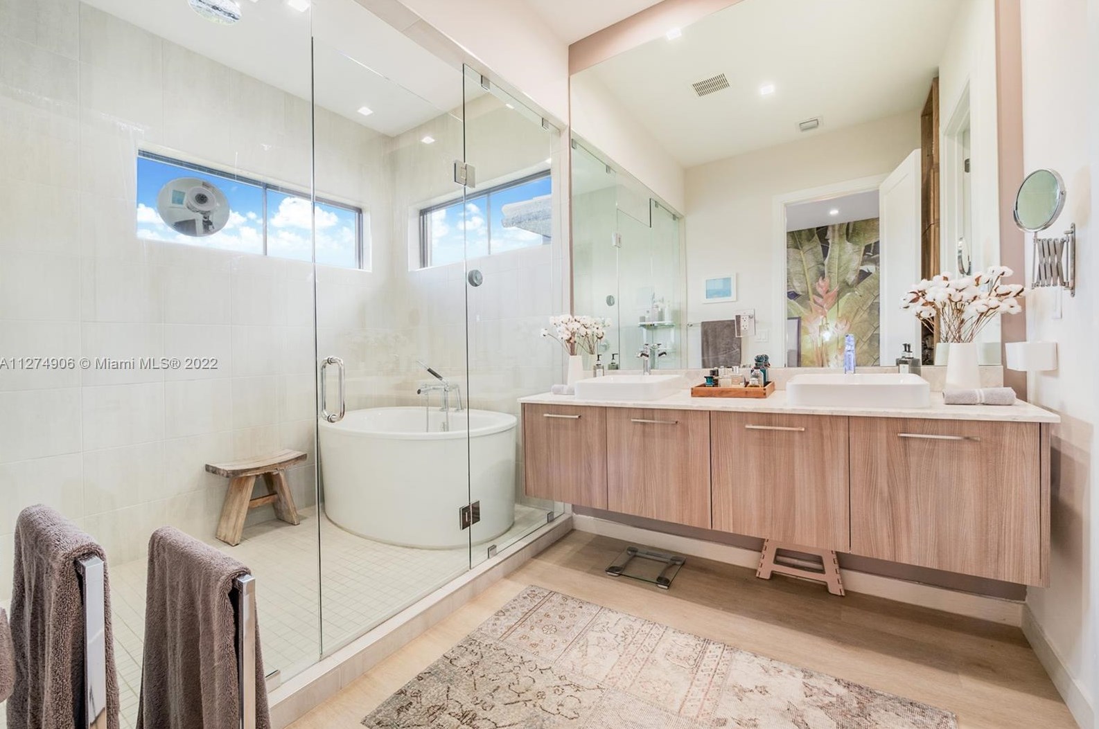 8253 44 Ter, Miami FL 33185-5323 exterior