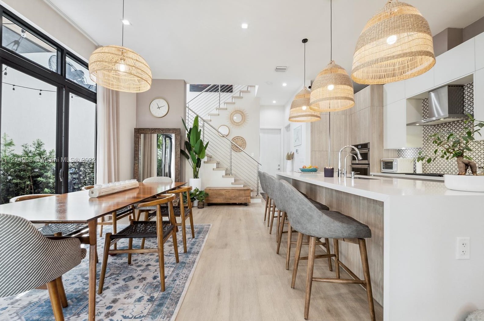 8253 44 Ter, Miami FL 33185-5323 exterior