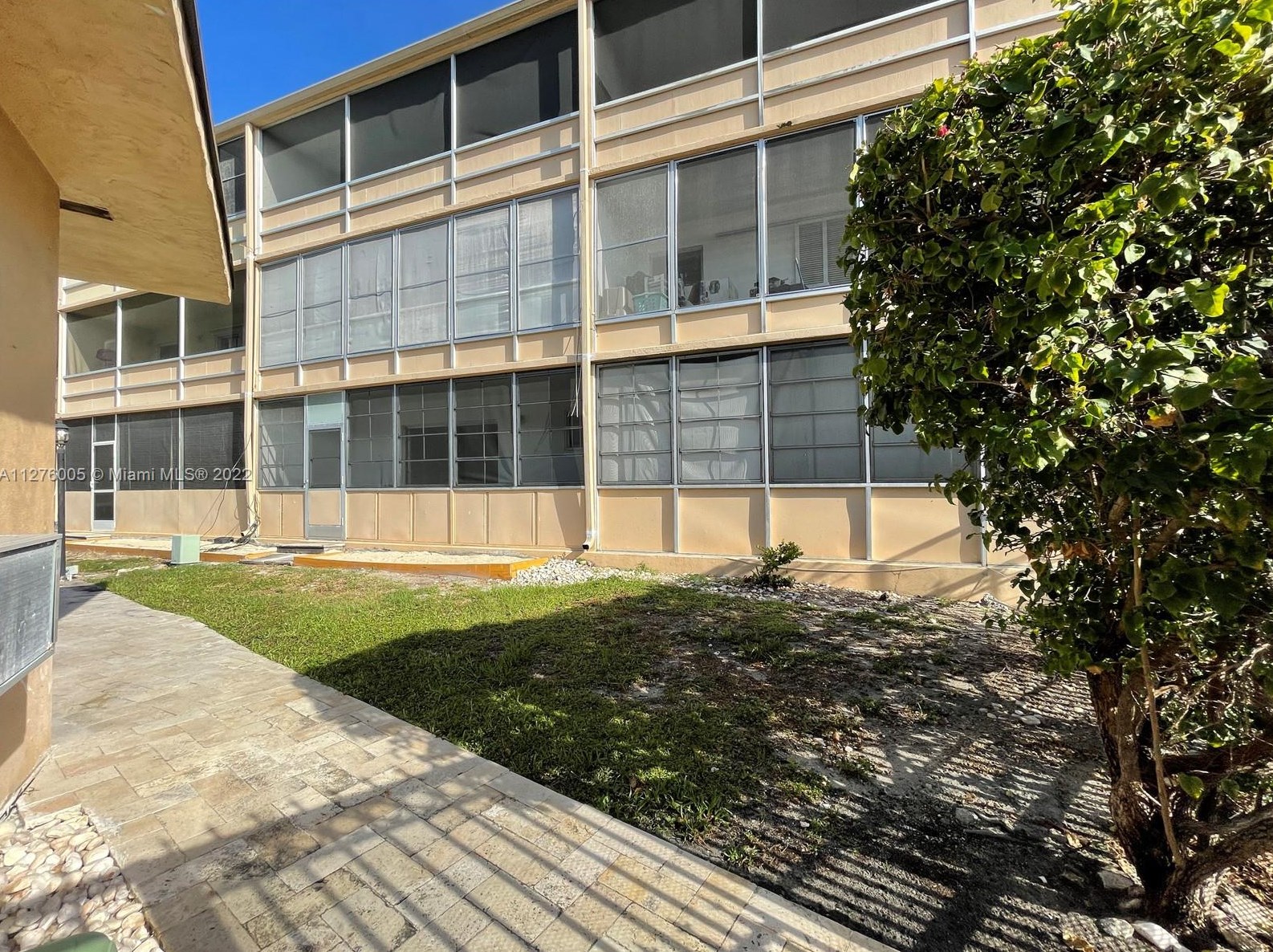 1500 127th St, Miami FL 33161-5243 exterior