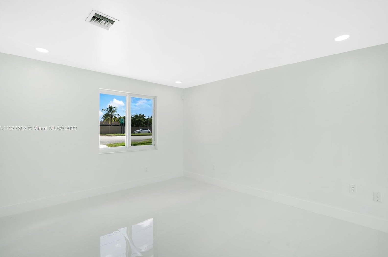 10475 152nd St, Miami FL  33157-1420 exterior