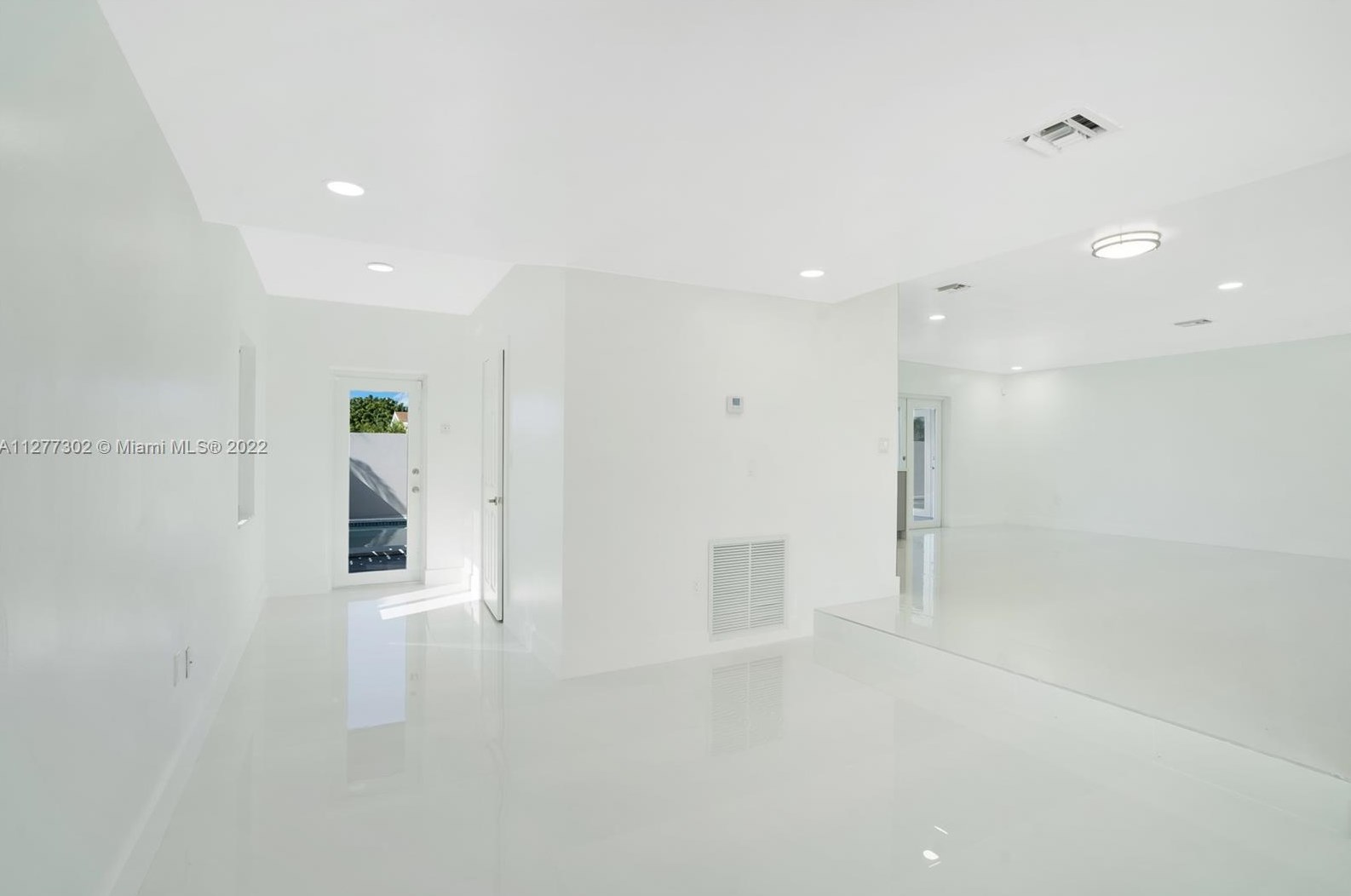 10475 152nd St, Miami FL  33157-1420 exterior