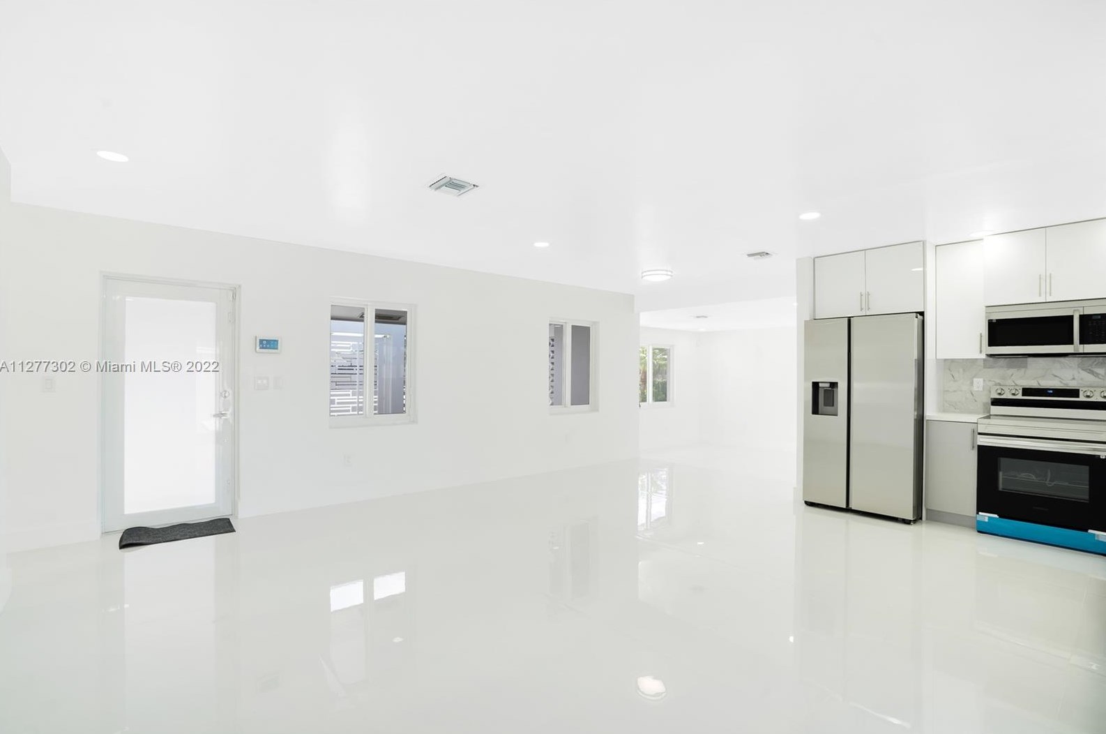 10475 152nd St, Miami FL  33157-1420 exterior