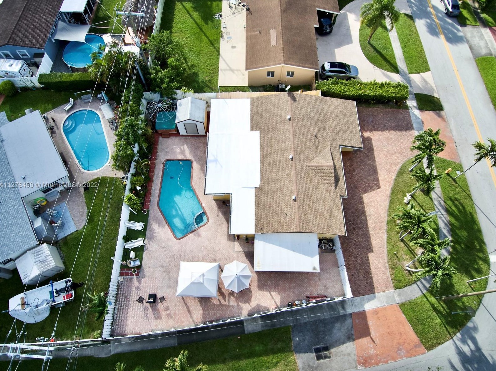 6830 8th St, Hollywood FL  33023-1173 exterior