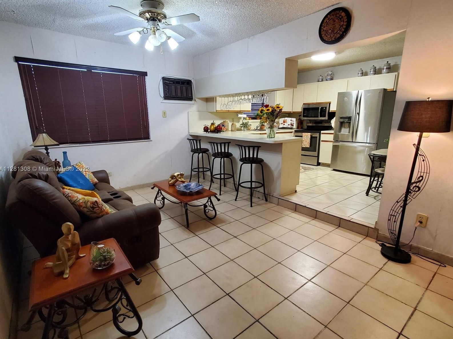 3440 18th St, Miami FL 33175-1501 exterior