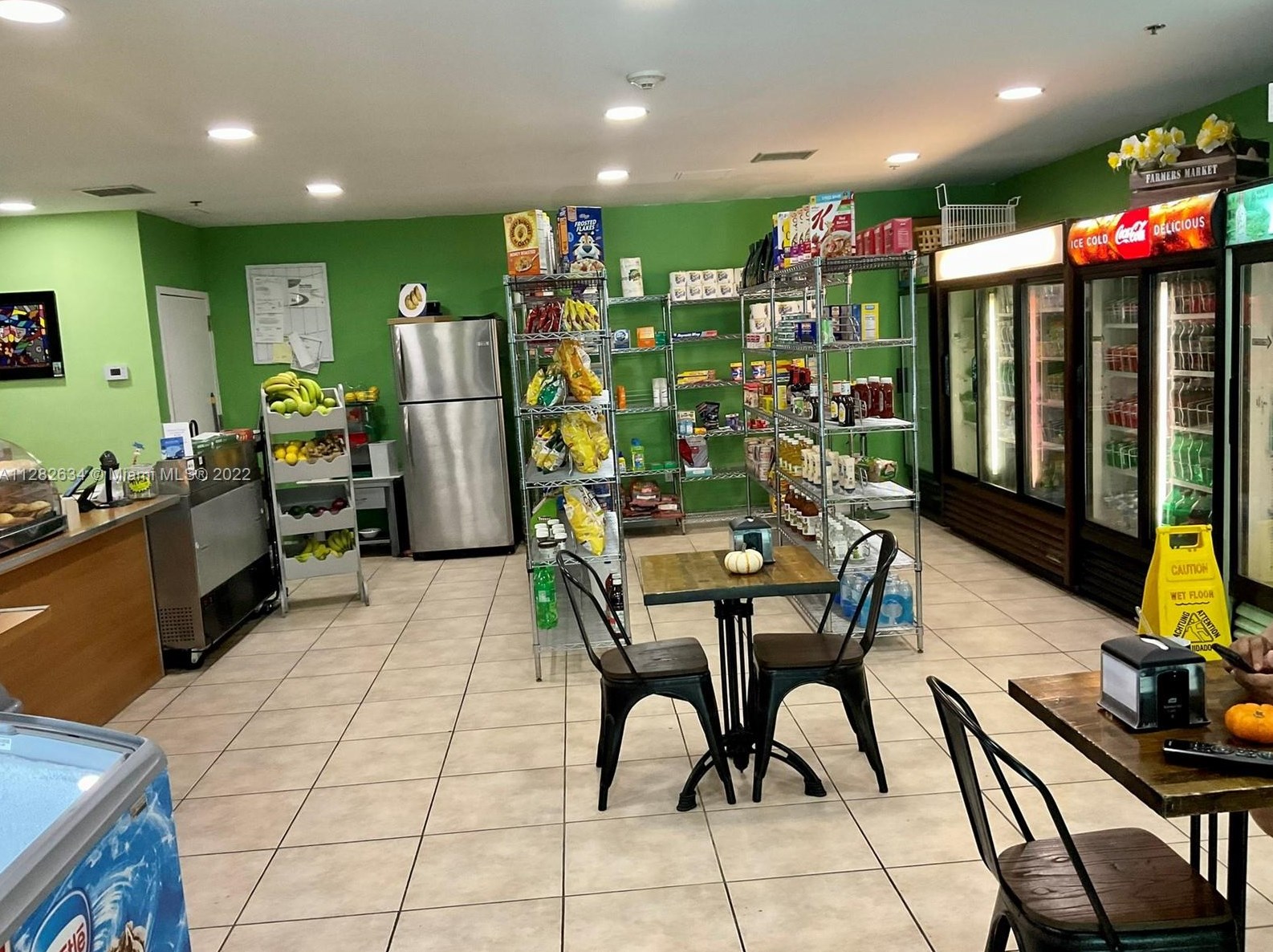 1155 Brickell Bay Dr, Miami FL  33131-2983 exterior