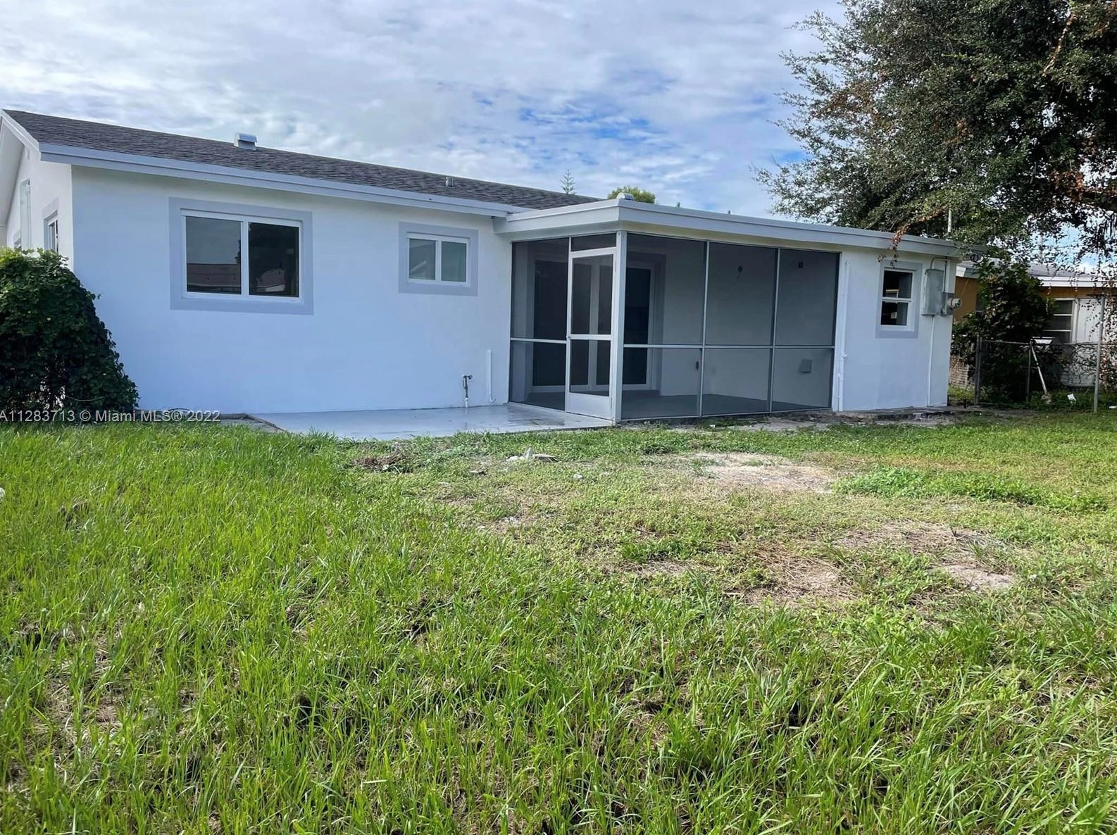 6711 Mcclellan St, Hollywood FL  33024-1829 exterior