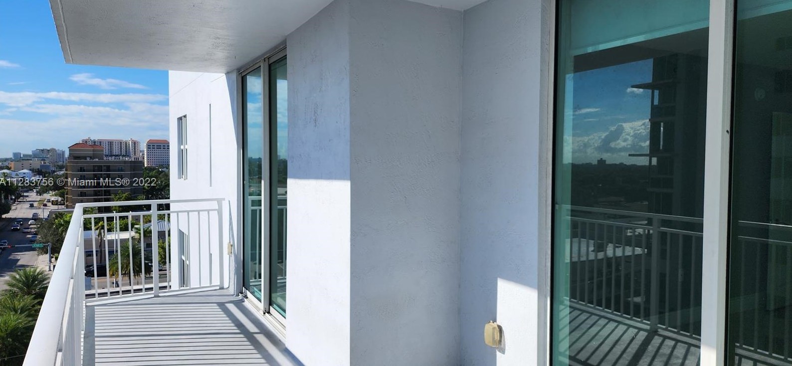 60 37th Ave, Miami FL 33125-4824 exterior