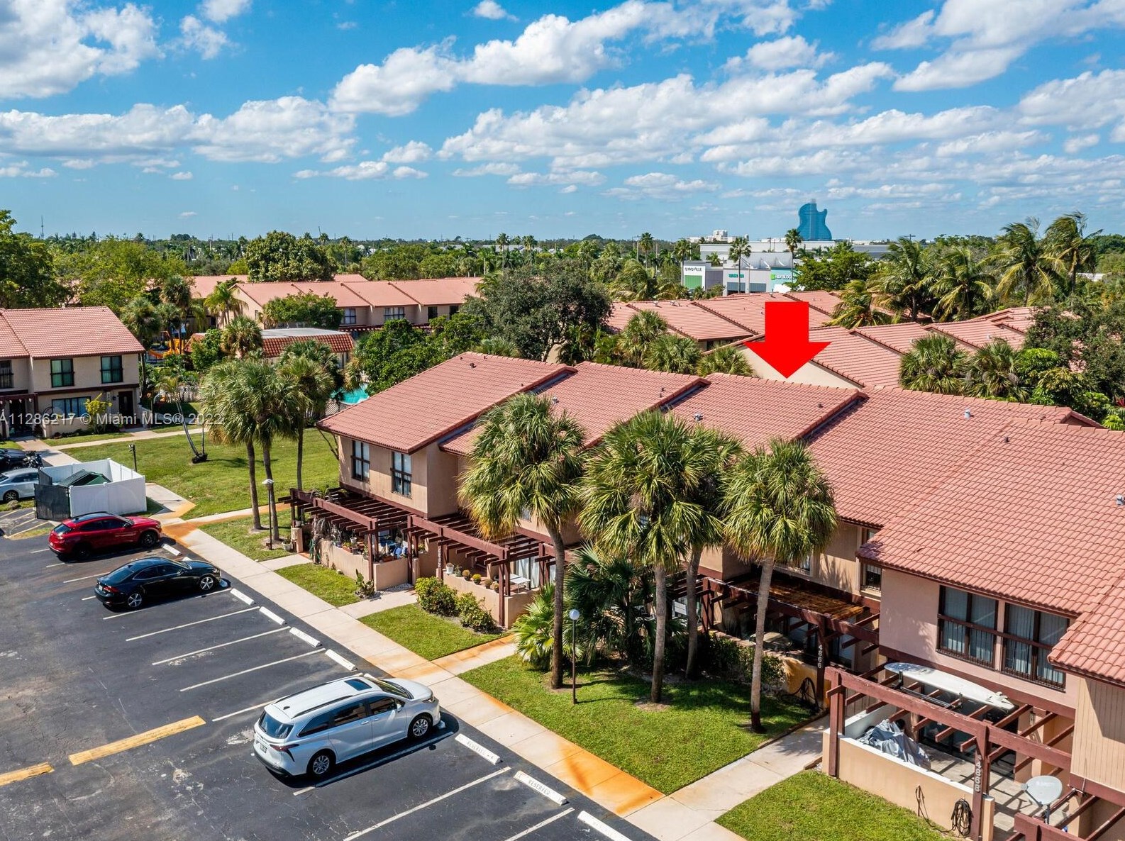 4864 Sheridan St, Hollywood FL  33021-3418 exterior