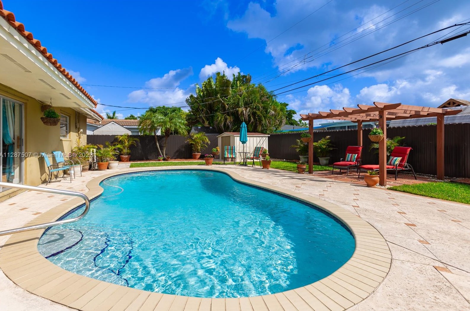 4535 89th Pl, Miami FL  33165-5962 exterior