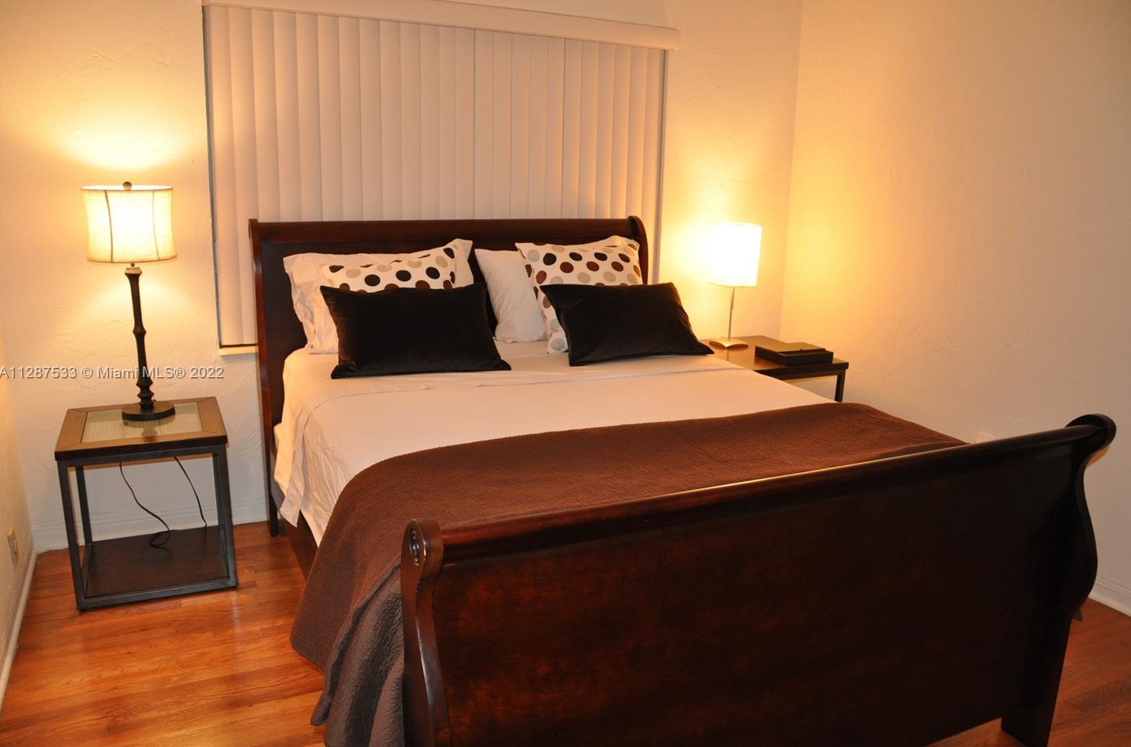 3551 Crystal Ct, Miami FL 33133-4037 exterior