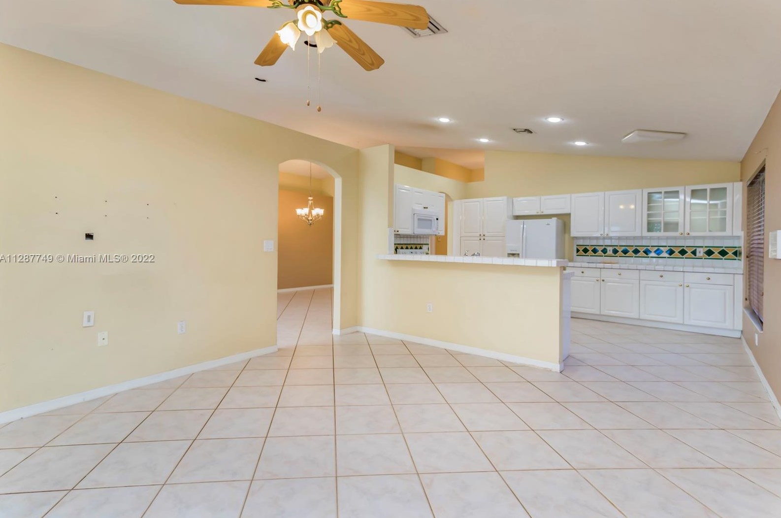 18322 33 St, Hollywood FL 33023-5682 exterior