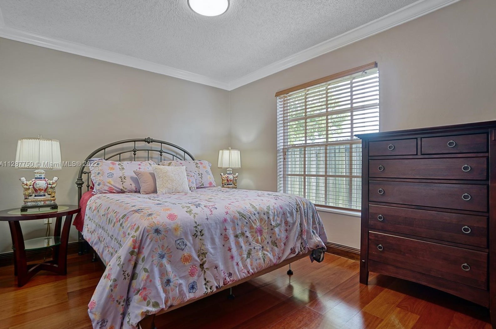 1315 92 Ct, Miami FL 33189-2467 exterior