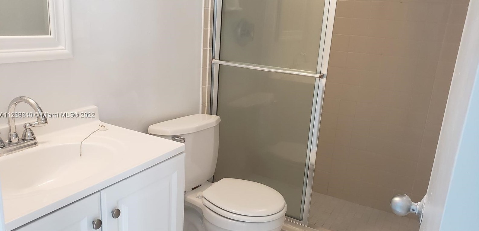 1700 River Dr, Miami FL 33125 exterior