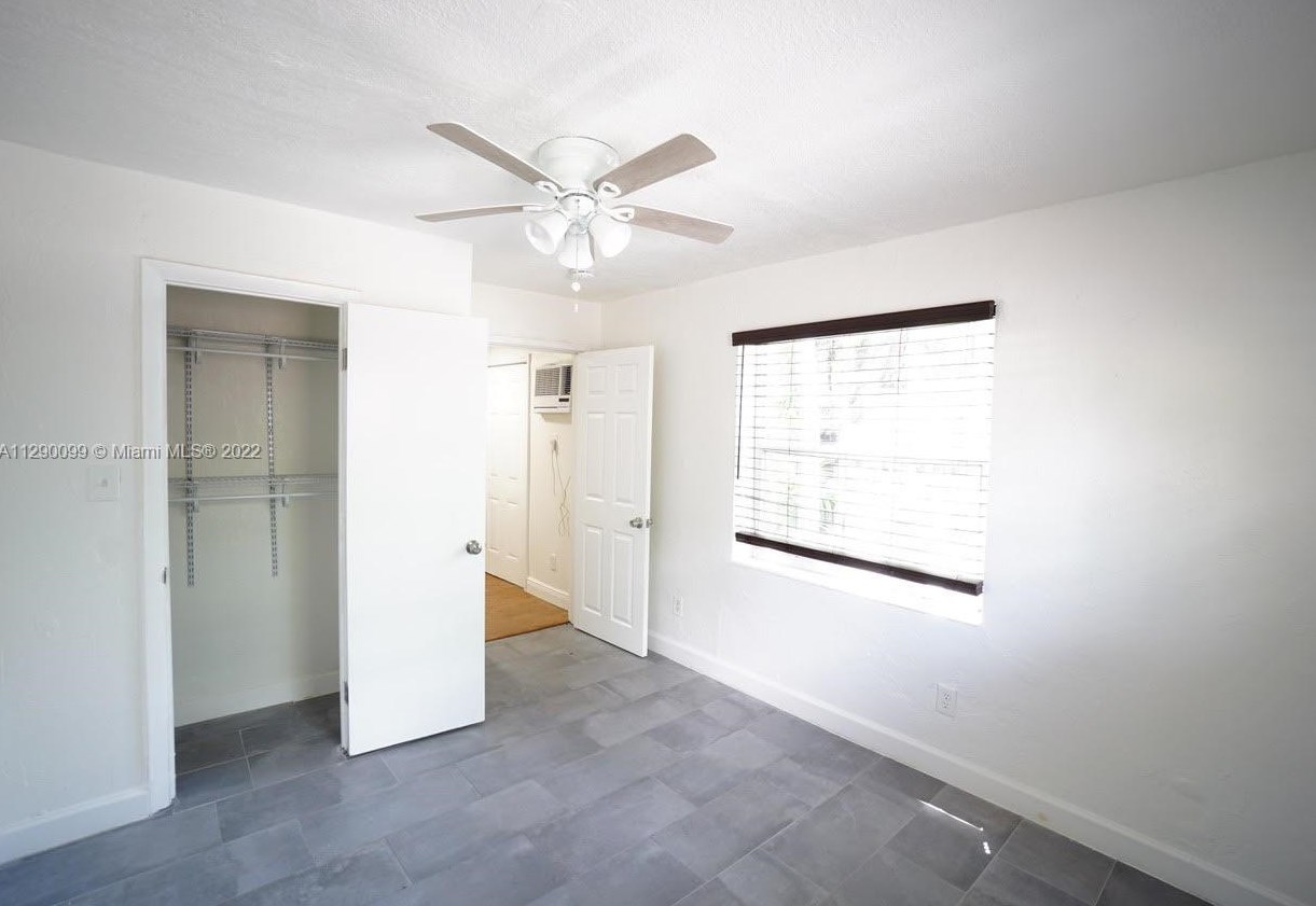 2021 Plunkett St, Hollywood FL  33020-6351 exterior