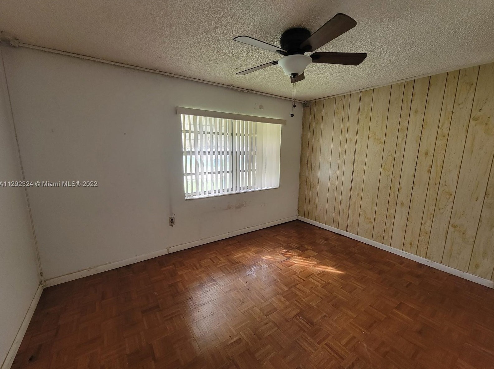 2281 81 Ter, Miami FL 33147-4838 exterior