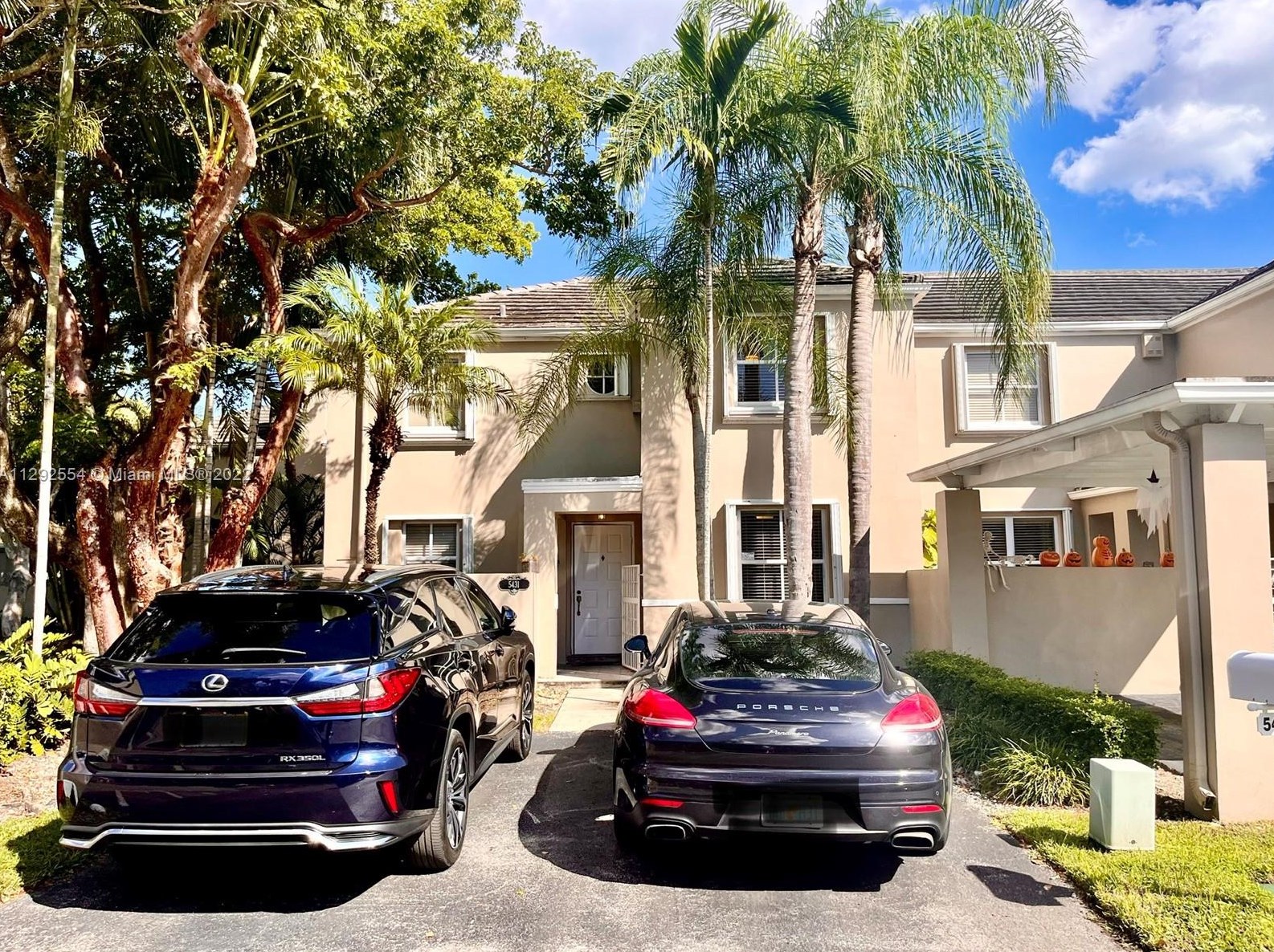 5431 70th Pl, Miami FL  33155-5620 exterior