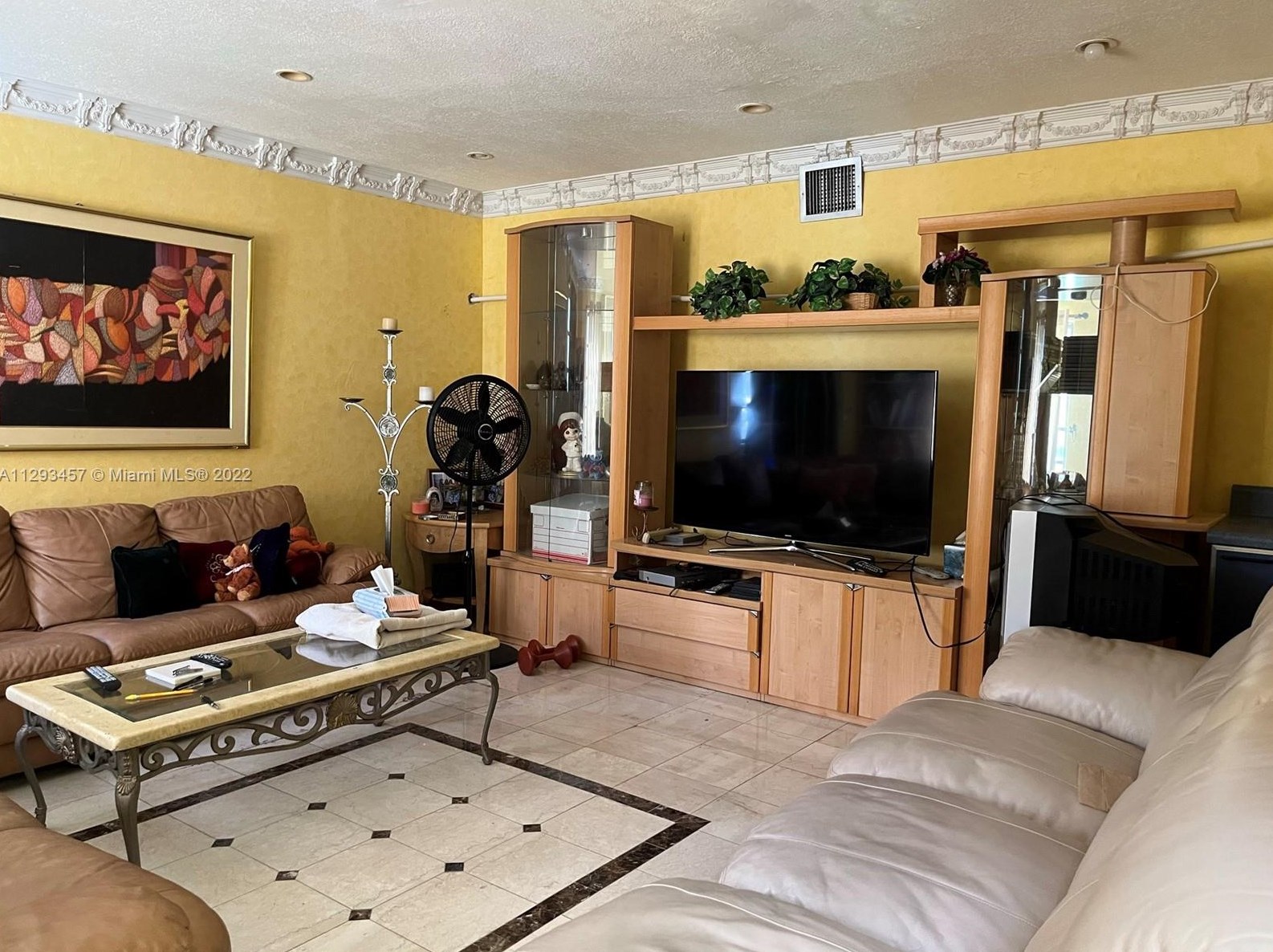 797 94 St, Miami FL 33138-2914 exterior