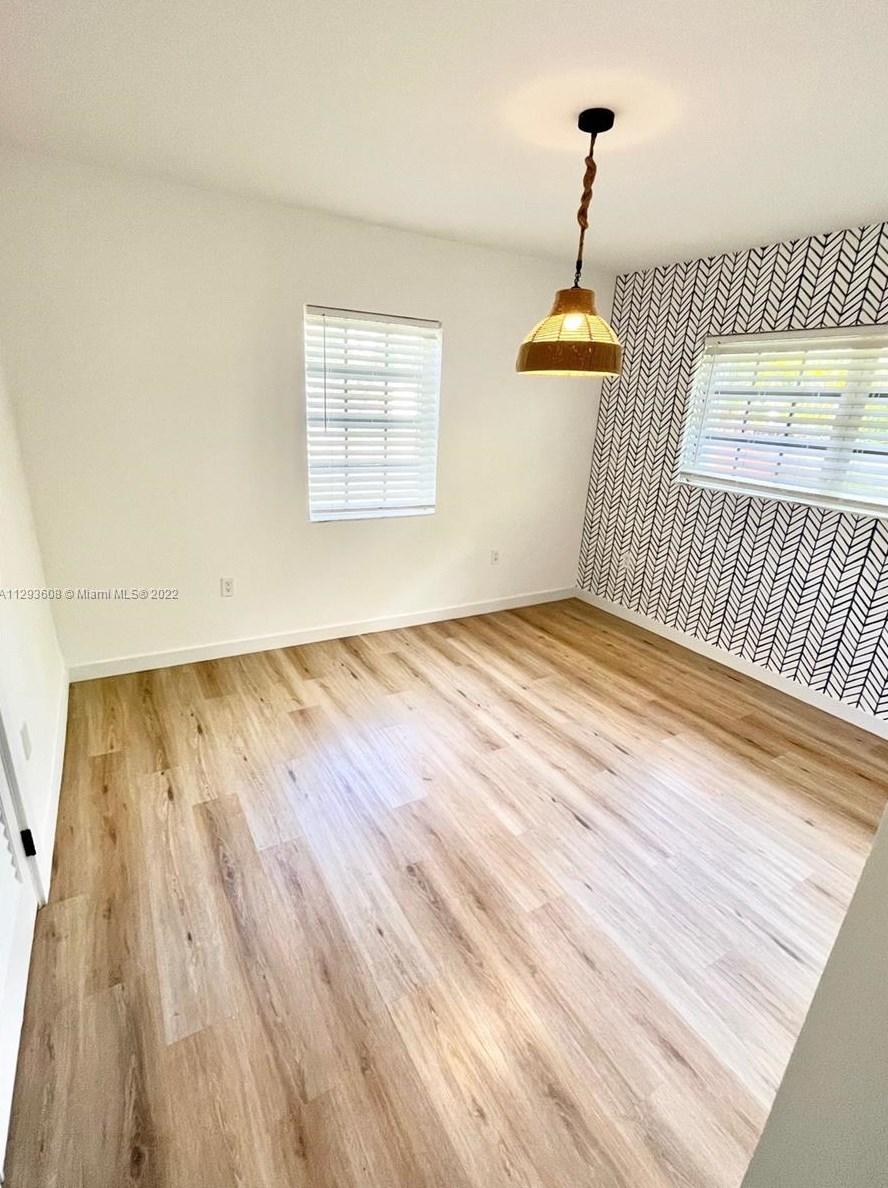 6840 48th Ter, Miami FL  33155-5700 exterior