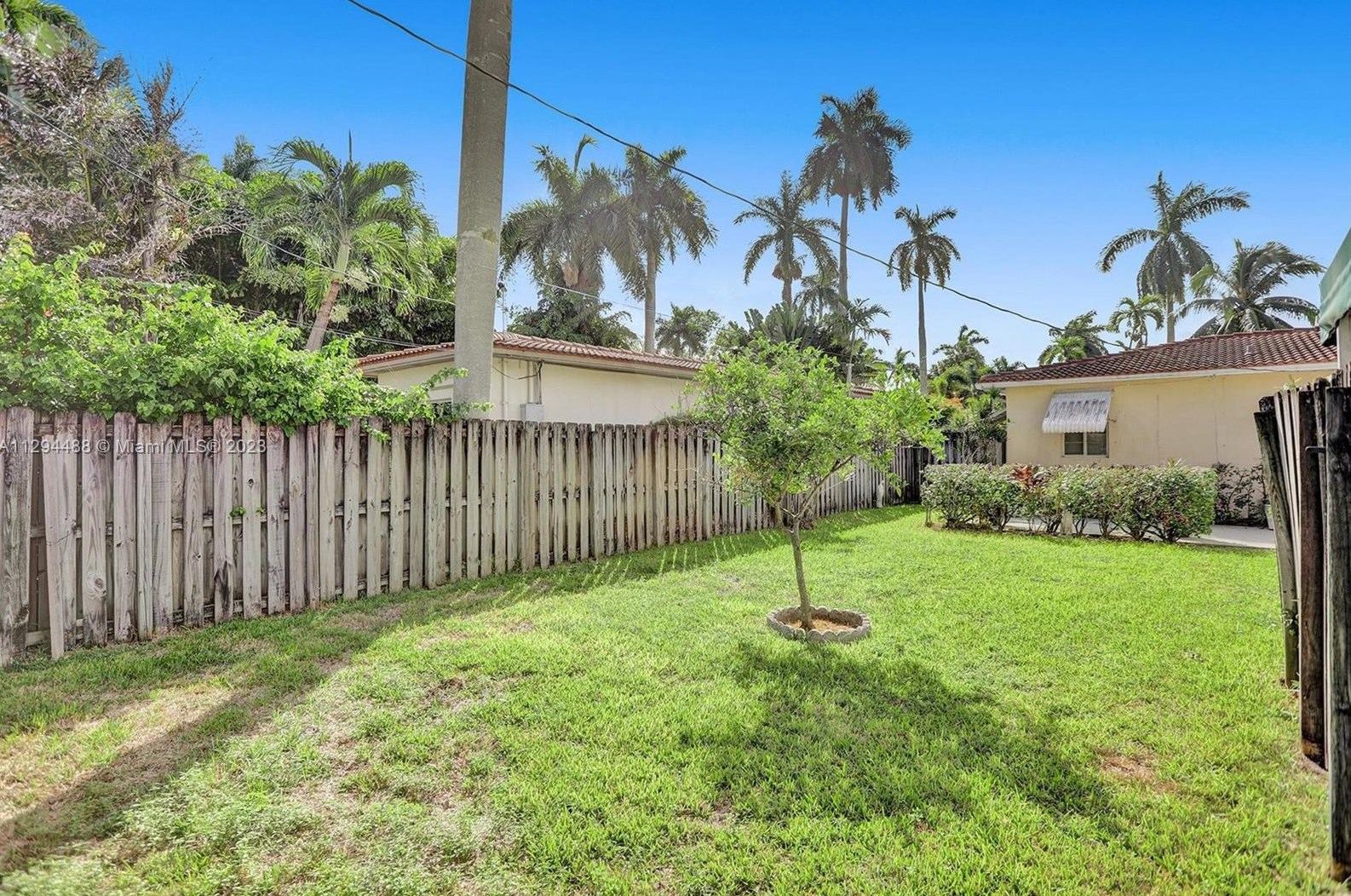 1231 Van Buren St, Hollywood FL 33020-5111 exterior