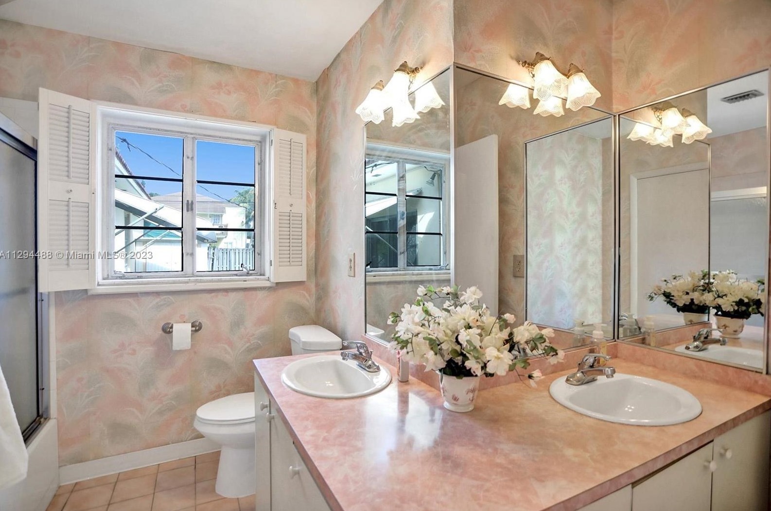 1231 Van Buren St, Hollywood FL 33020-5111 exterior