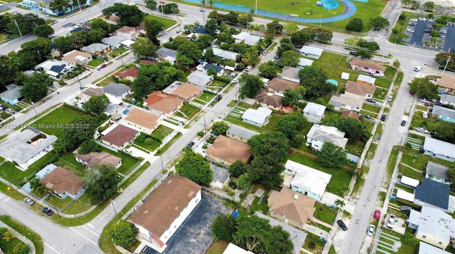 1260 69 St, Miami FL 33147-7152 exterior