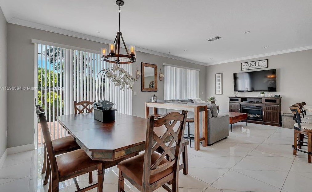 11751 137th Pl, Miami FL  33186-9105 exterior