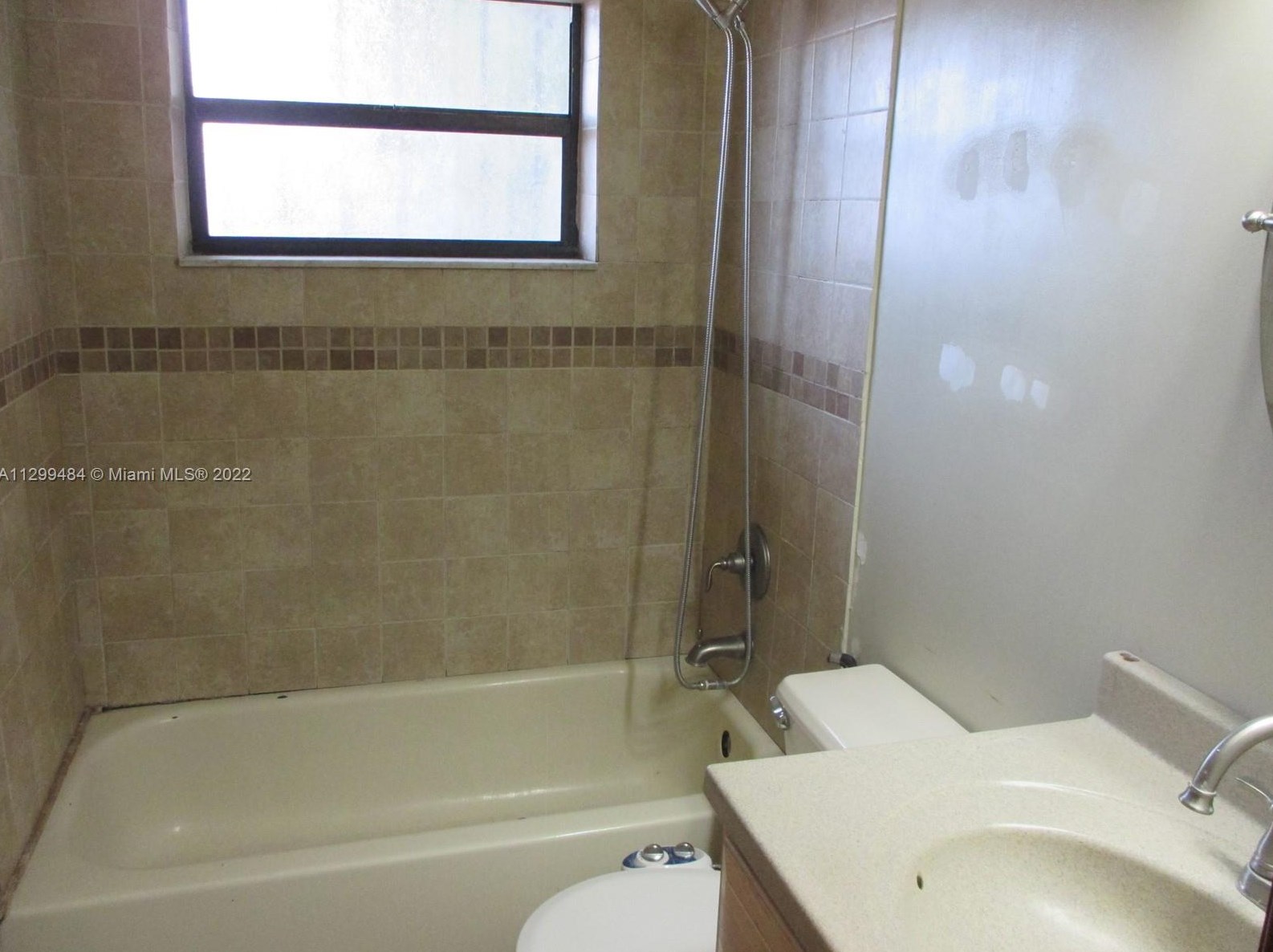 16602 114th Ct, Miami FL  33157-2728 exterior