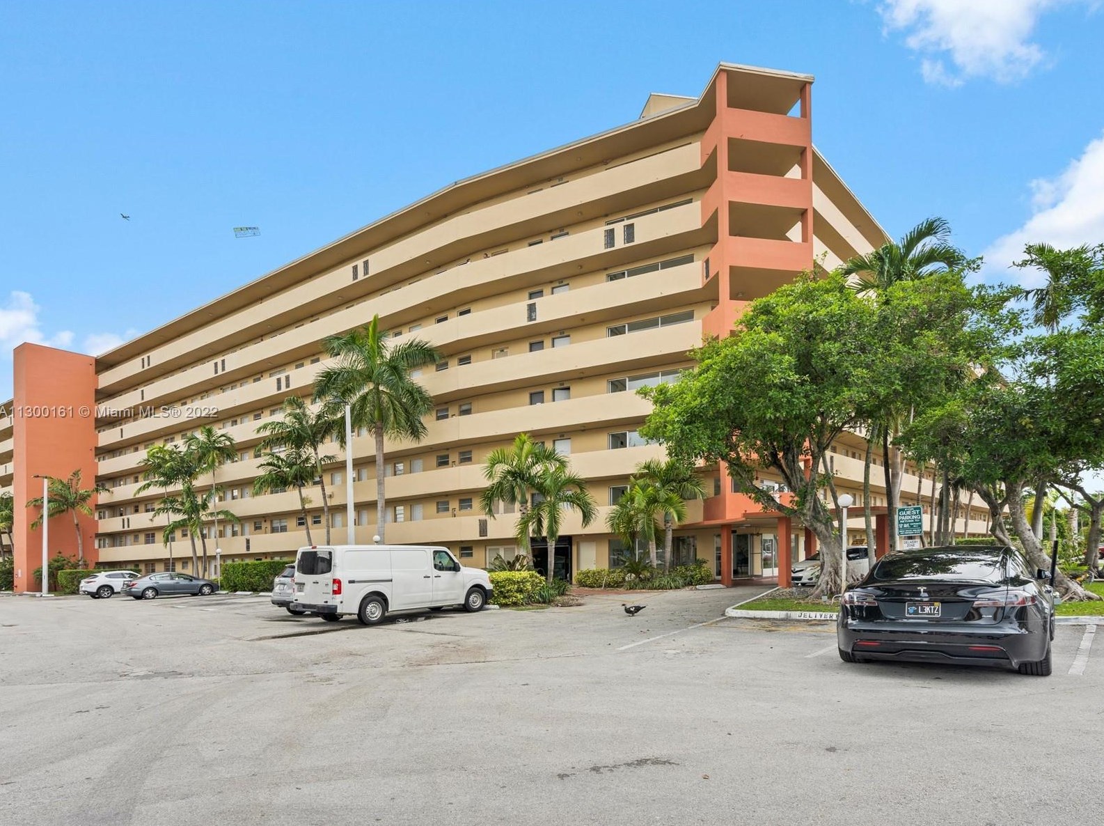 1750 191st St, Miami FL 33056-3339 exterior