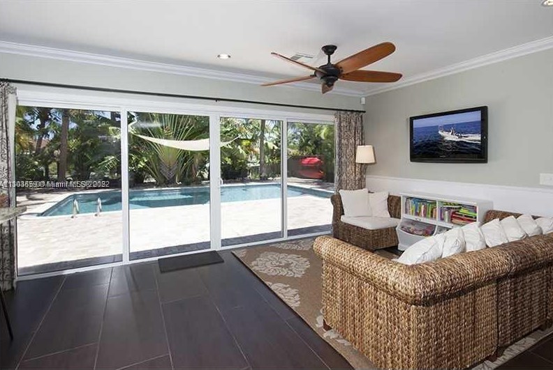 7945 Noremac Ave, Miami FL  33141-1751 exterior