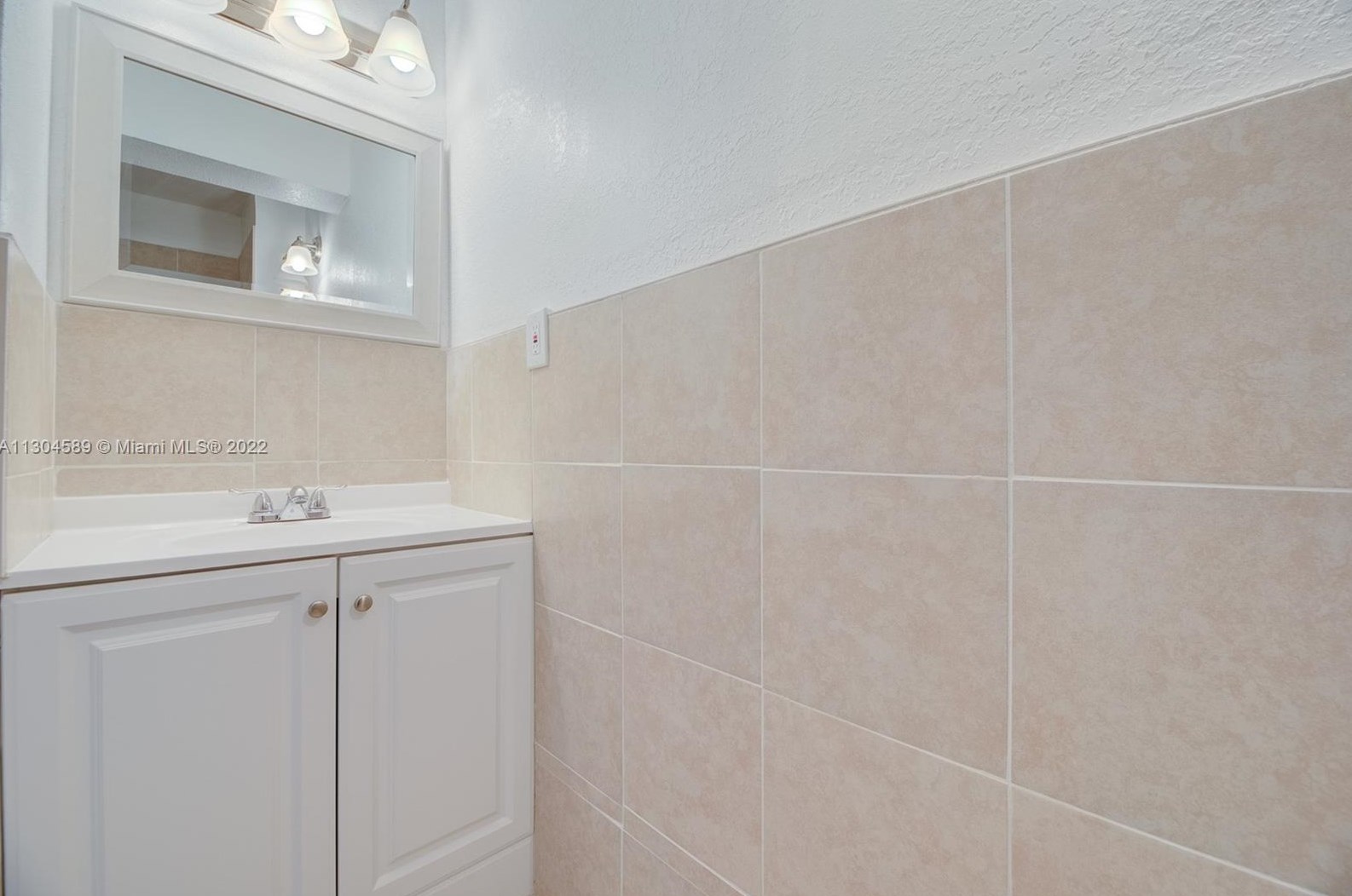 1430 79th Way, Hollywood FL  33024-5140 exterior