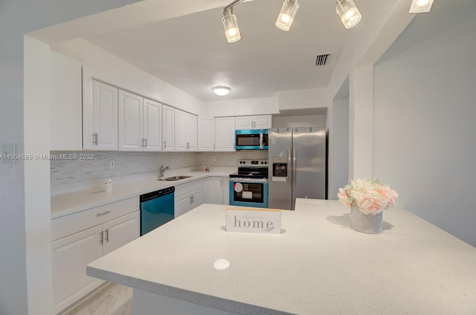 1430 79th Way, Hollywood FL  33024-5140 exterior