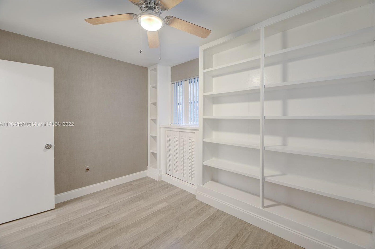 1430 79th Way, Hollywood FL  33024-5140 exterior