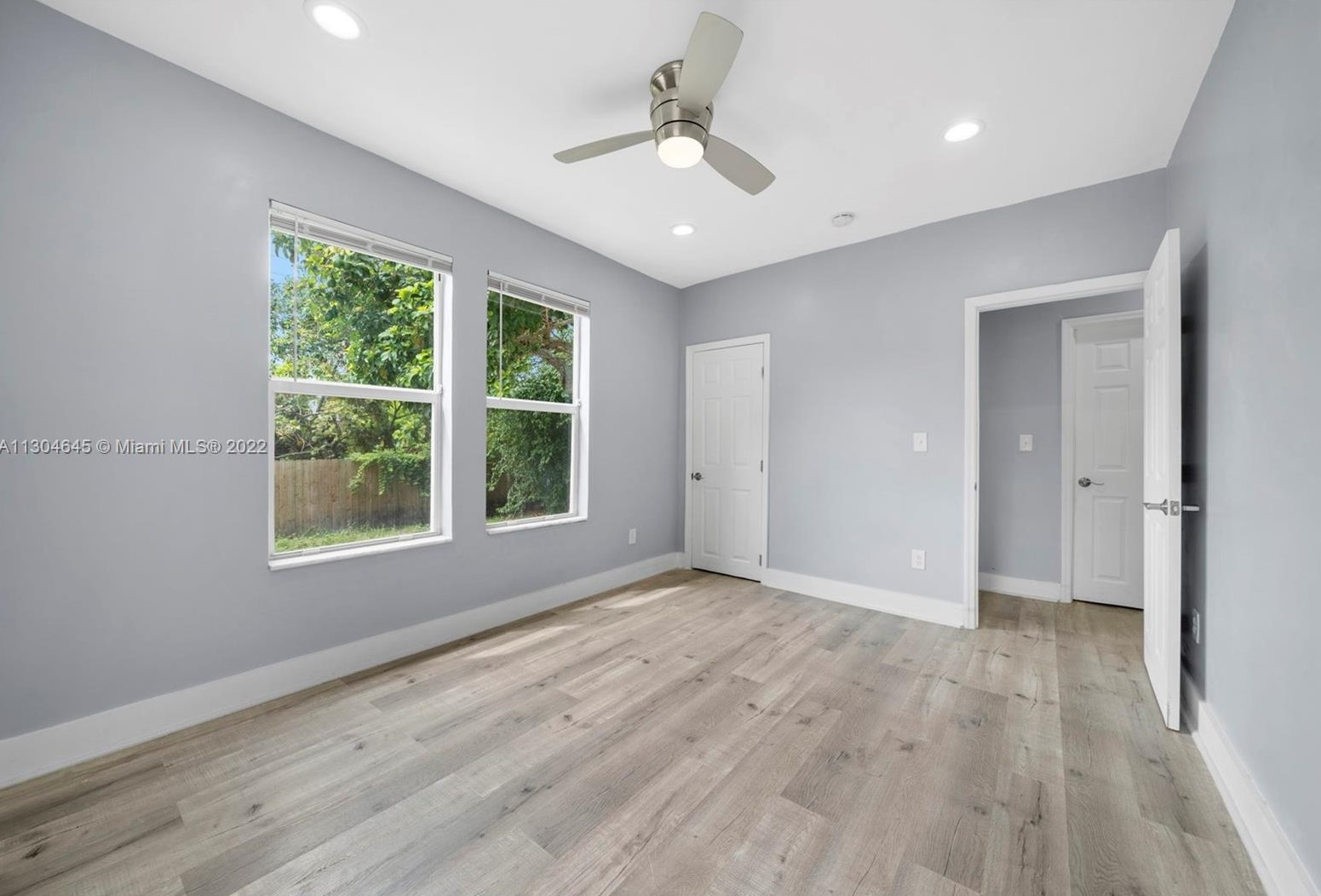 120 49 St, Miami FL 33175-5000 exterior