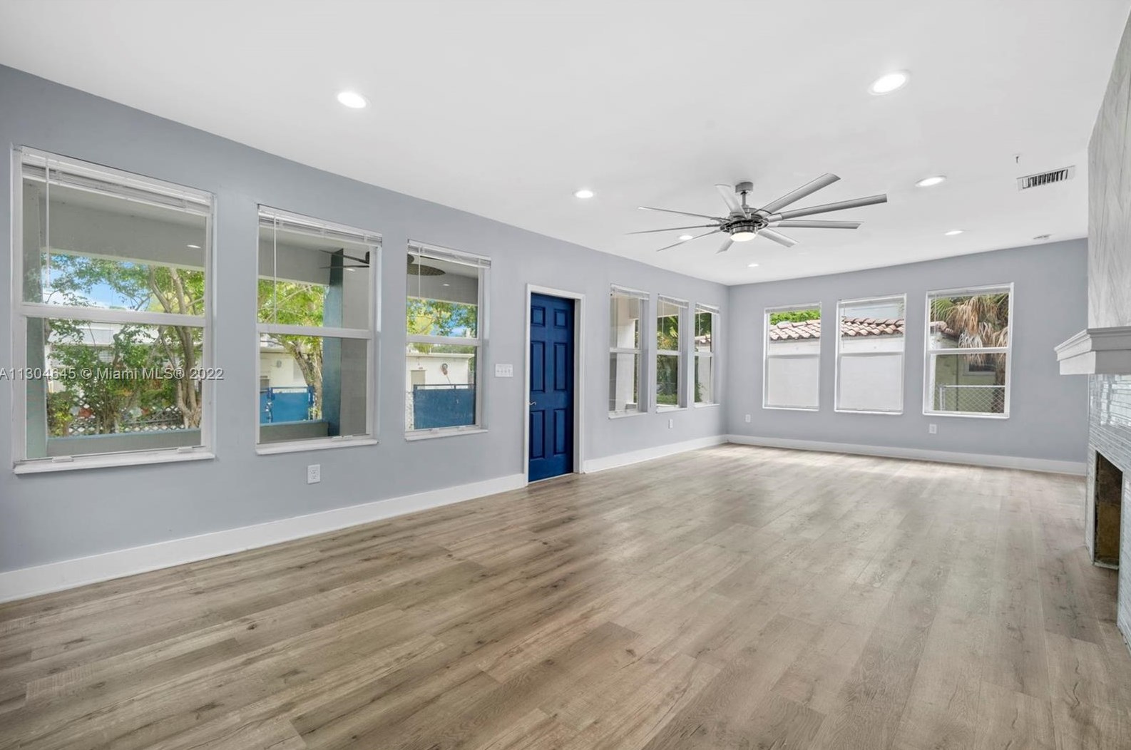 120 49 St, Miami FL 33175-5000 exterior