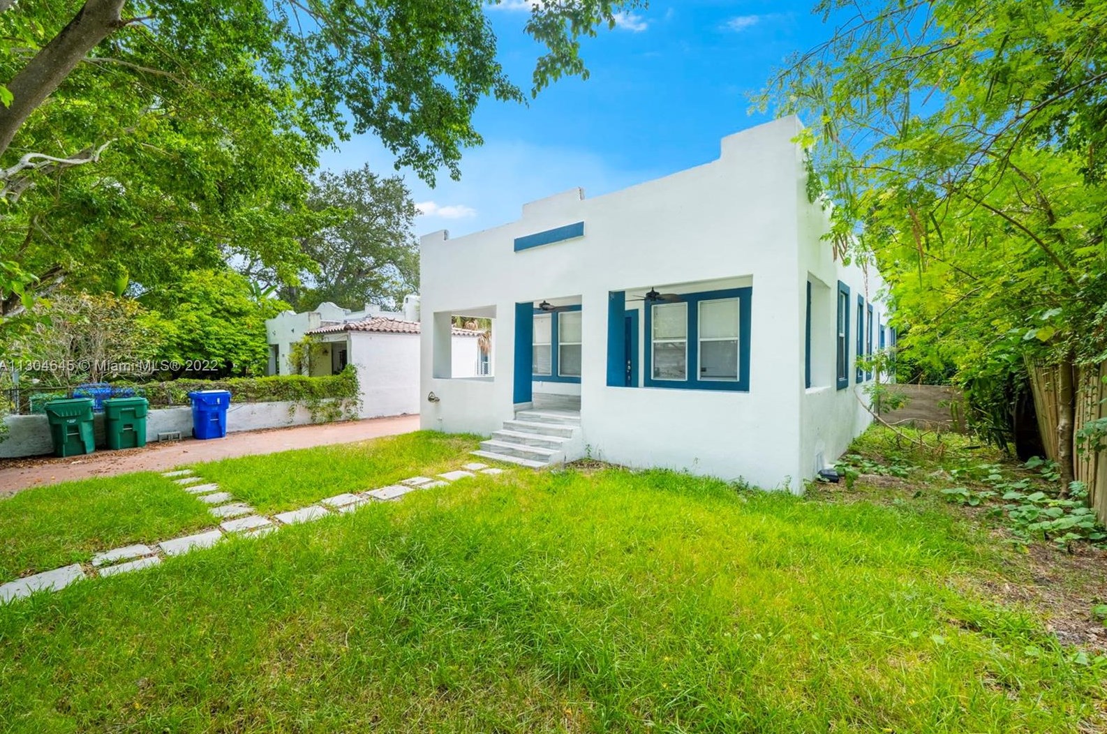 120 49 St, Miami FL 33175-5000 exterior