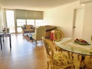 231 174th St, Miami FL  33162-1871 exterior