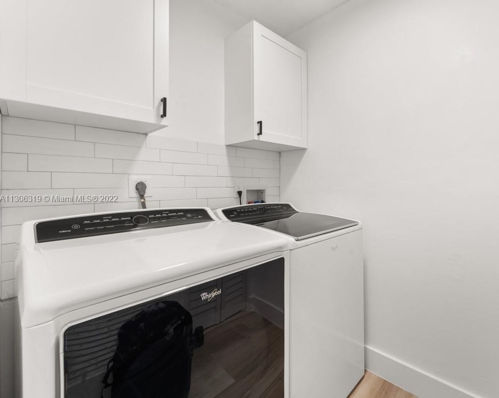 7416 106th Pl, Miami FL  33173-2945 exterior