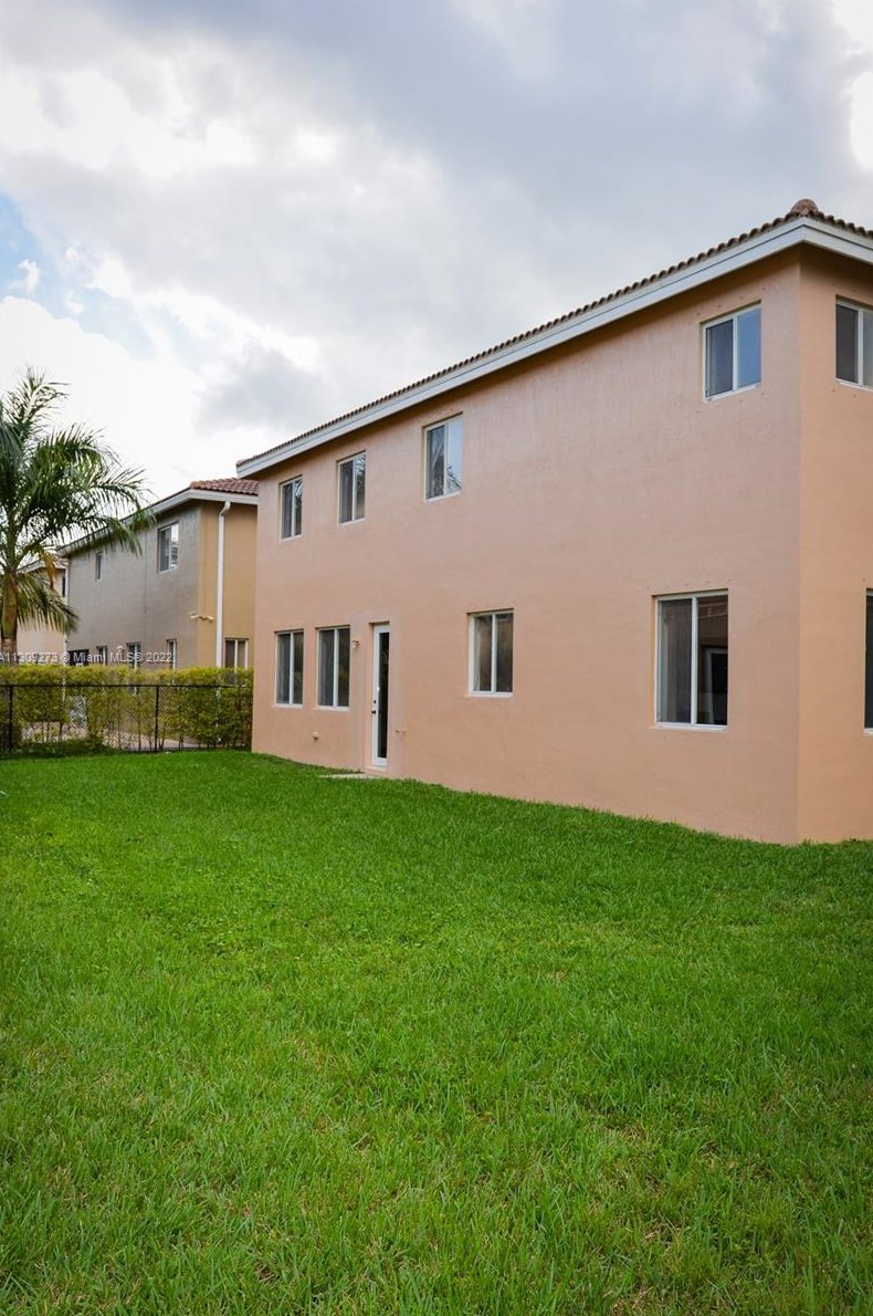20641 10th Ave, Miami FL  33169-2368 exterior