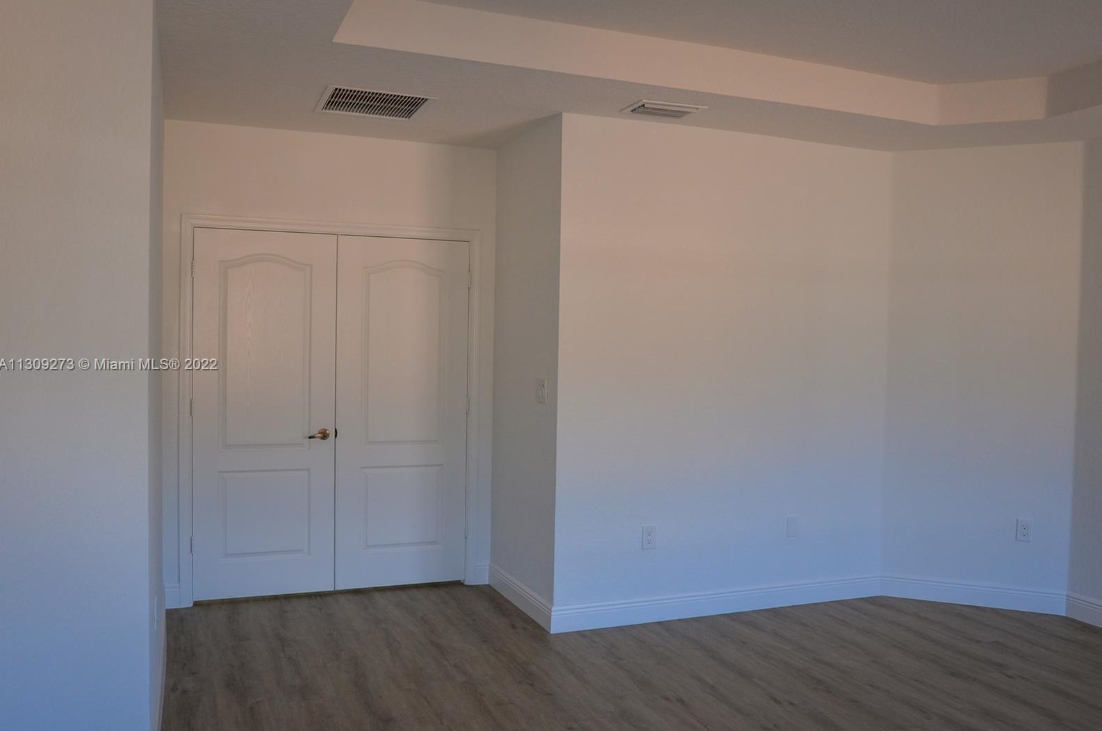 20641 10th Ave, Miami FL  33169-2368 exterior