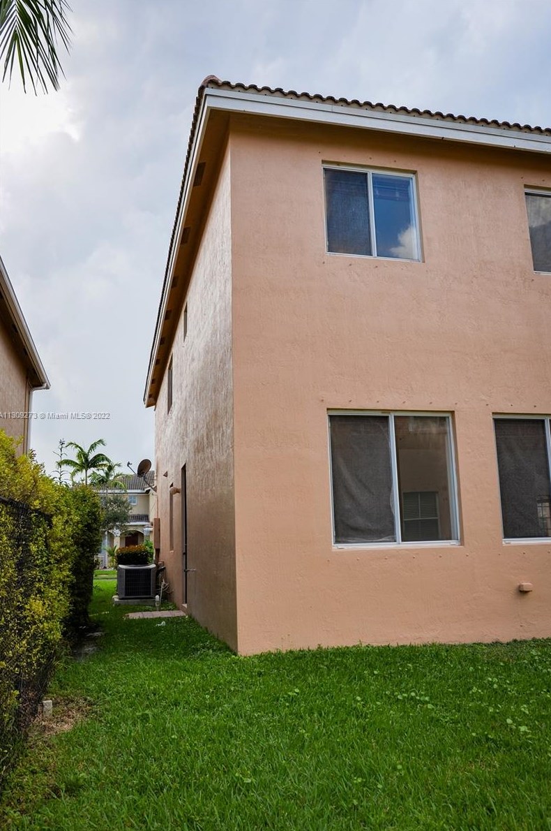 20641 10th Ave, Miami FL  33169-2368 exterior