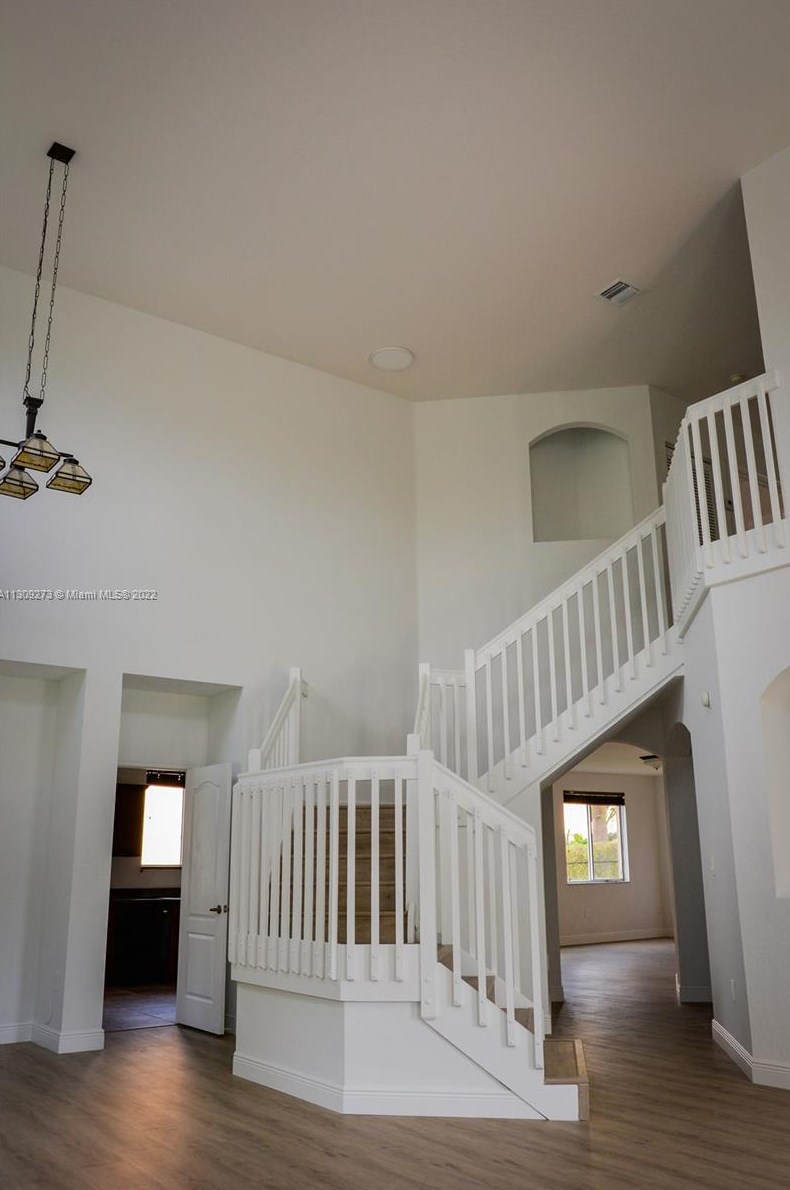 20641 10th Ave, Miami FL  33169-2368 exterior