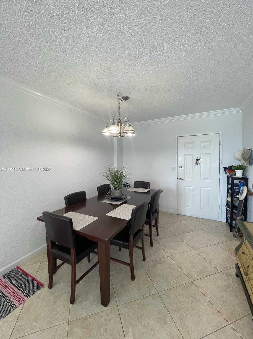 2501 Ocean Dr, Hollywood FL 33019-2699 exterior